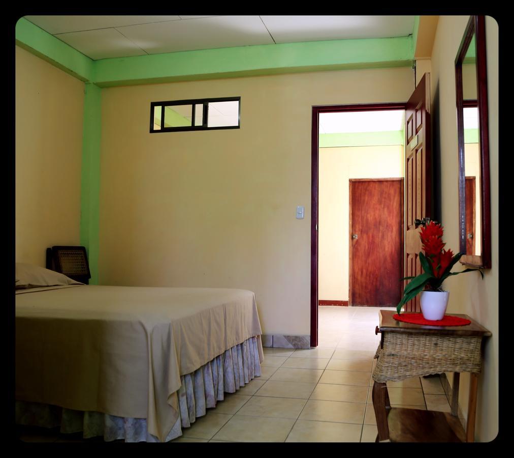 Hostal San Antonio Леон Екстер'єр фото