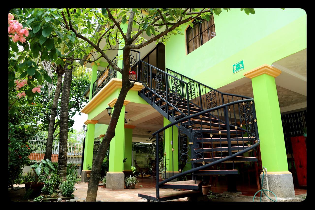 Hostal San Antonio Леон Екстер'єр фото
