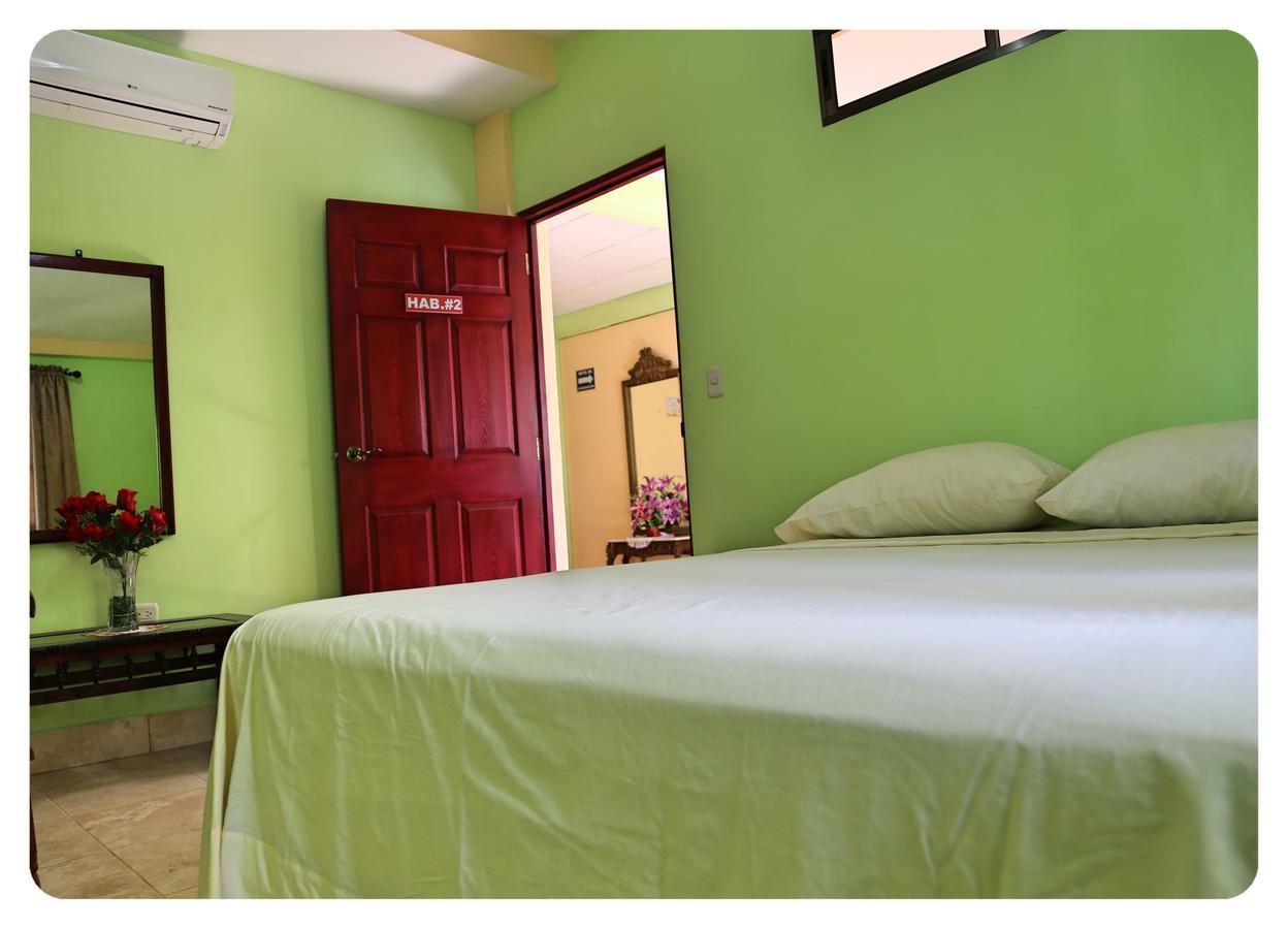 Hostal San Antonio Леон Екстер'єр фото