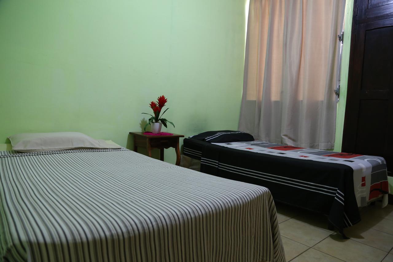 Hostal San Antonio Леон Екстер'єр фото